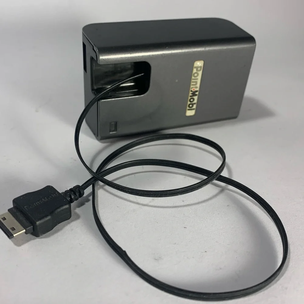 Point Mobl 23-1120 Retractable Samsung M300 S20 S22 20-Pin Data Sync USB Cable